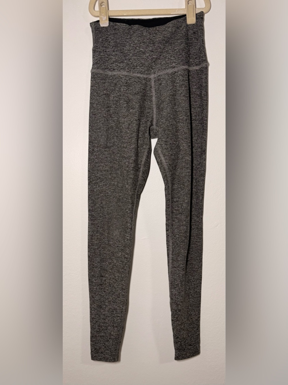 Beyond Yoga Women’s Grey High Waist Leggings Size Small S